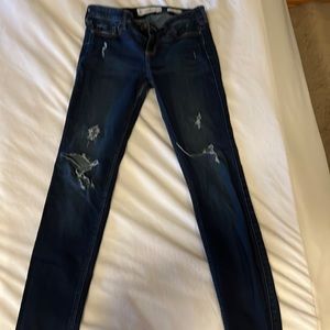 Hollister low rise super skinny jeans 27x32